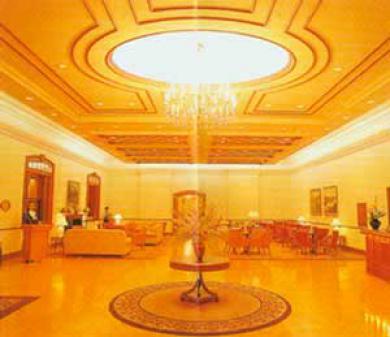 Jianghan Business Hotel Citycenter Wuhan Exteriör bild
